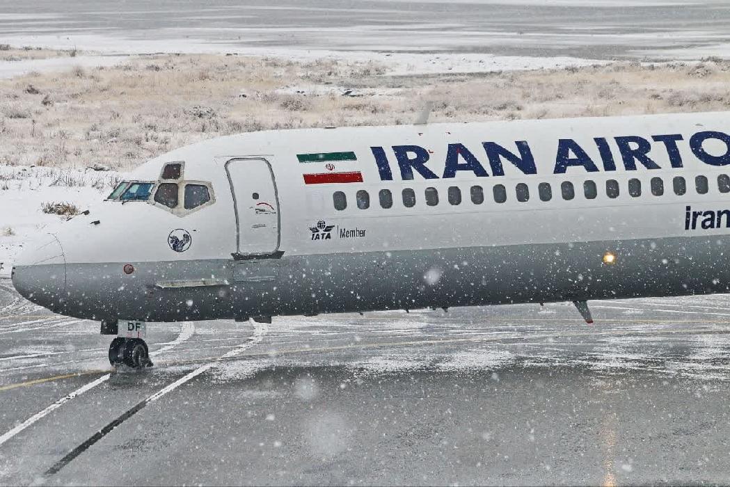 پانار | پارس ساختار | فرود اضطراری هواپیمای مسافربری در فرودگاه تبریز