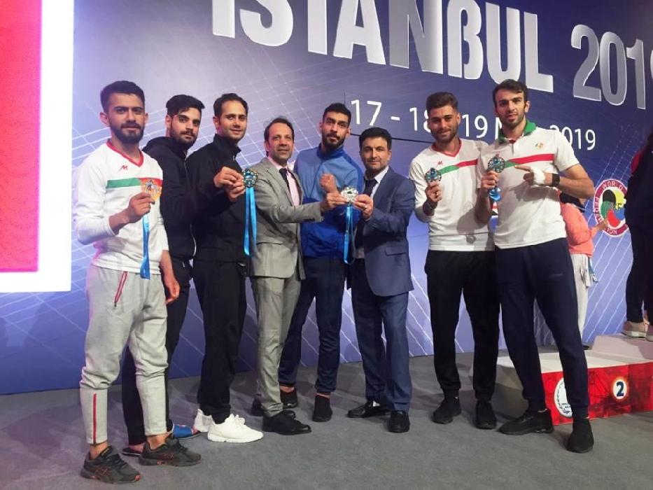 پانار | پارس ساختار | تیم ملی کاراته ایران قهرمان لیگ جهانی استانبول شد