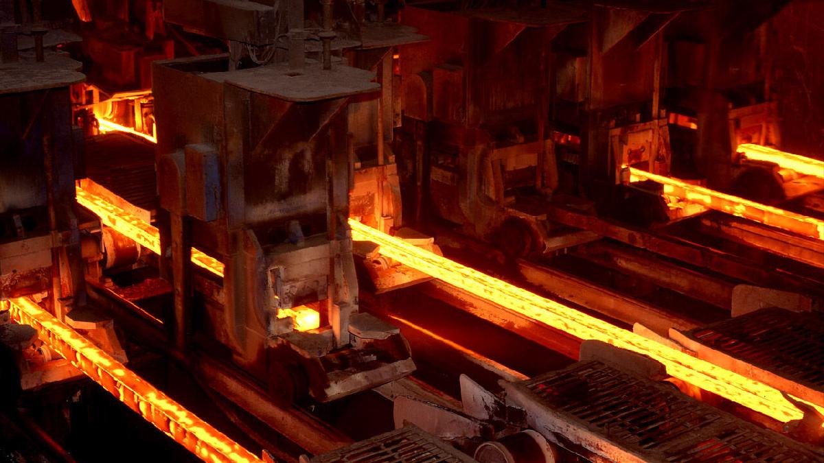 پانار | پارس ساختار | فولاد سازان ۳.۴ میلیون تن شمش تولید کردند