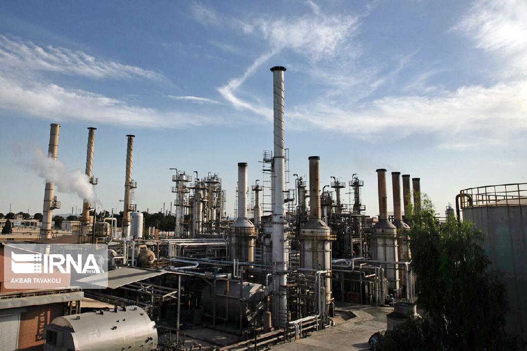 پانار | پارس ساختار | دو سیاست مهم دولت سیزدهم برای افزایش فروش نفت/ تحریم‎‌ها بی اثر شد