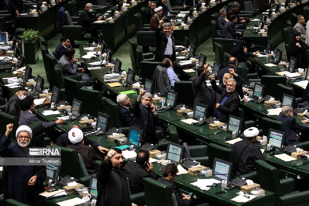 پانار | پارس ساختار | مجلس با تغییر شرایط داوطلبان نمایندگی مخالفت کرد