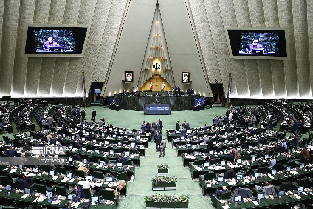 پانار | پارس ساختار | دوتابعیتی‌ها از ثبت نام نمایندگی مجلس منع شدند