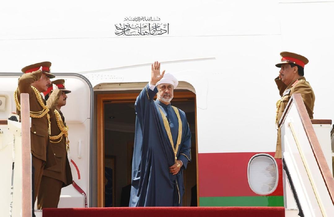 پانار | پارس ساختار | سلطان عمان تهران را ترک کرد