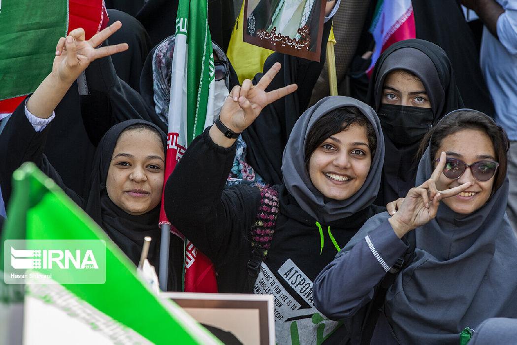 پانار | پارس ساختار | راهپیمایی ۱۳آبان‌ همزمان در تهران و سراسر کشور آغاز شد