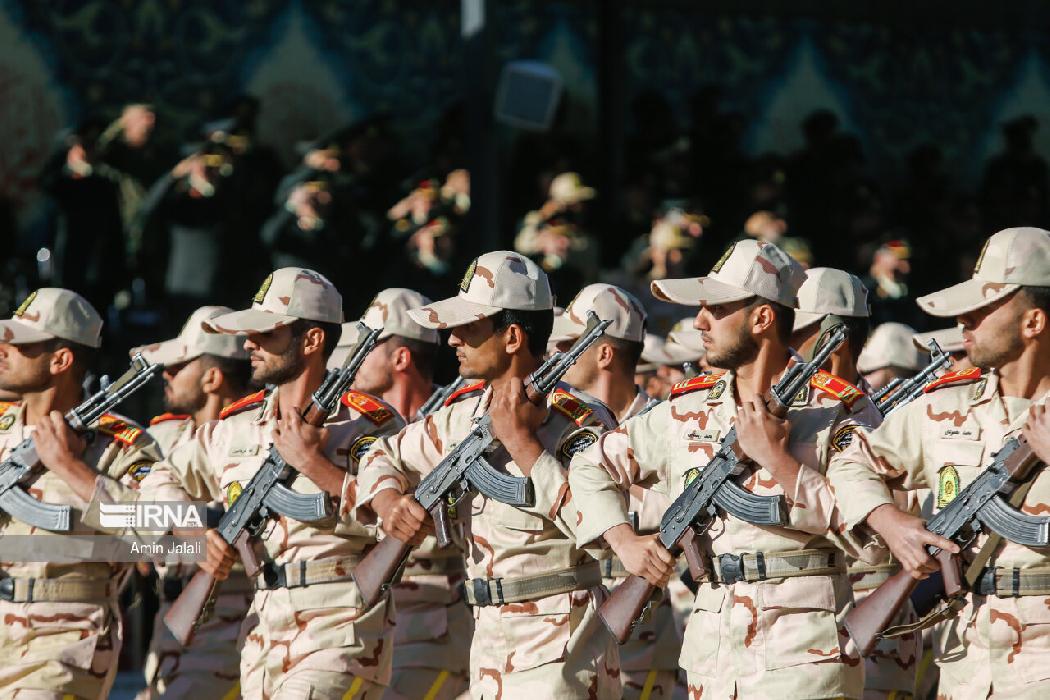 پانار | پارس ساختار | حقوق سربازان از پایان آذرماه ۲۰ درصد افزایش می‌یابد