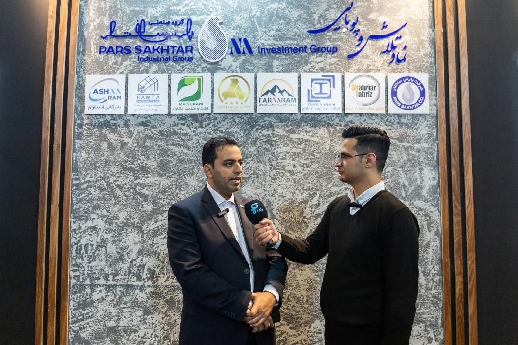 پانار | پارس ساختار | *ارتباطات؛ پیشرانِ توسعه و نبضِ تپنده صنعت