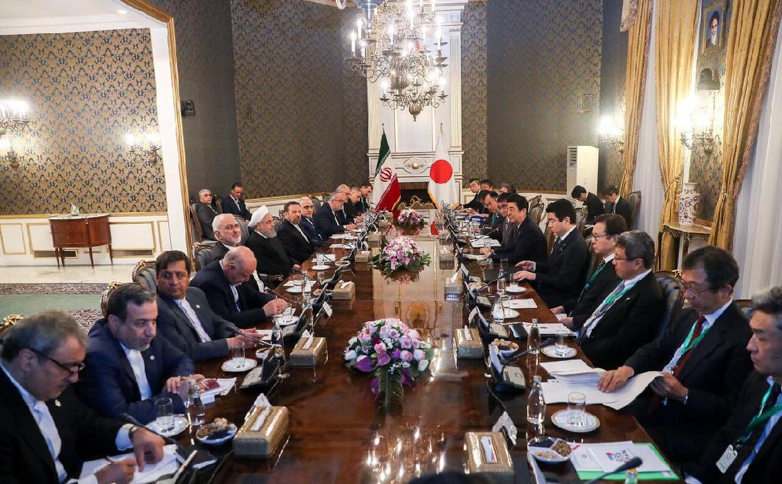 پانار | پارس ساختار | روحانی: سفر نخست وزیر ژاپن به ایران نقطه عطفی در روابط تهران - توکیو است