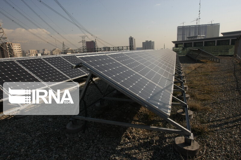 پانار | پارس ساختار | ظرفیت نیروگاه‌های خورشیدی یزد تا پایان سال به ۱۰۰ مگاوات می‌رسد