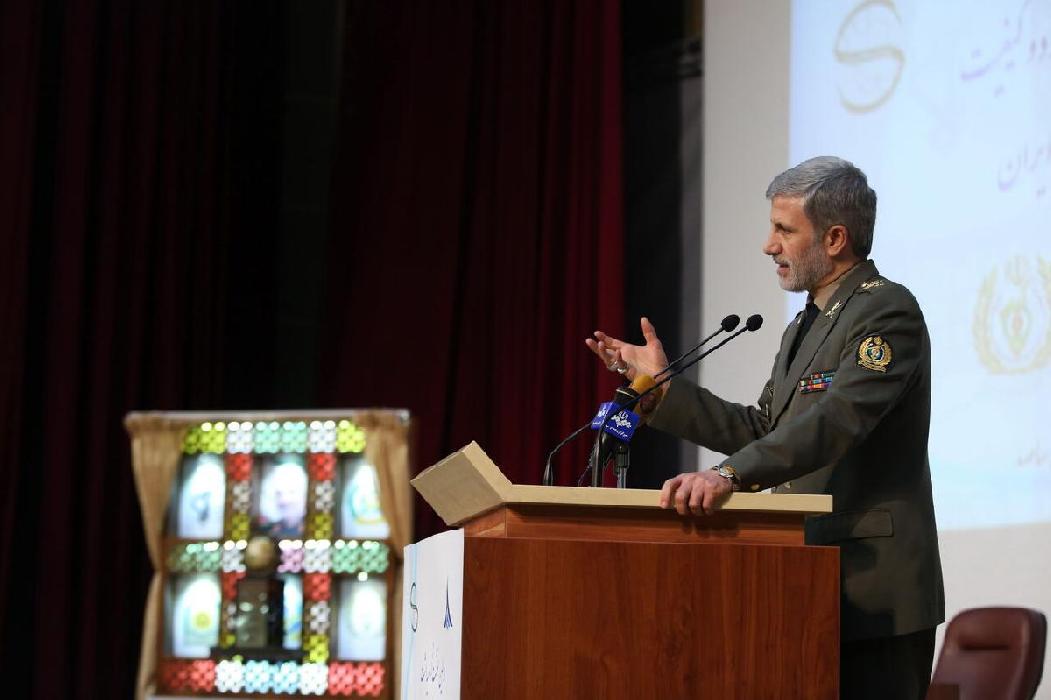 پانار | پارس ساختار | وزیر دفاع: ایران هر تهدیدی را با تسلیحات دفاعی کیفی پاسخ خواهد داد