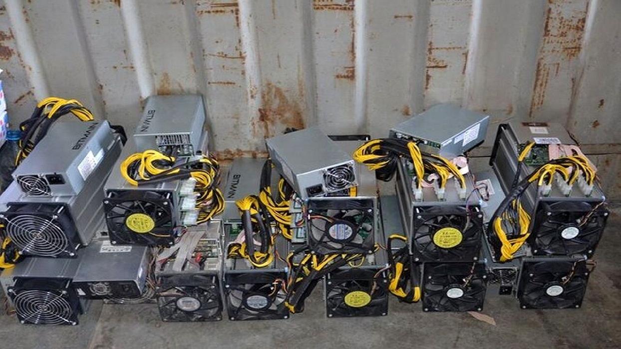 پانار | پارس ساختار | ۵۲ دستگاه غیرمجاز استخراج رمز ارز در تبریز شناسایی شد