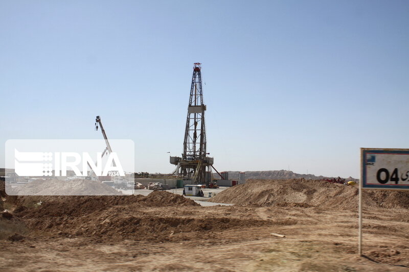 پانار | پارس ساختار | تولید روزانه ۲۱ هزار بشکه نفت از میدان‌های سپهر و جفیر تا پایان سال